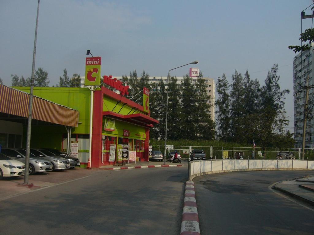 曼谷廊曼因帕克特旅馆公寓式酒店 外观 照片